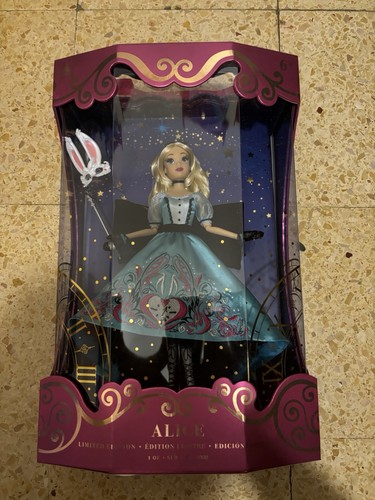 Disney alice wonderland - alice, in