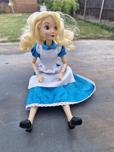 Disney alice wonderland - alice,
