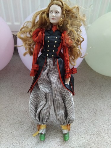 Alice through the - through, looking