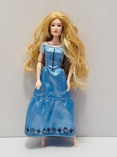 Disney store alice - disney,